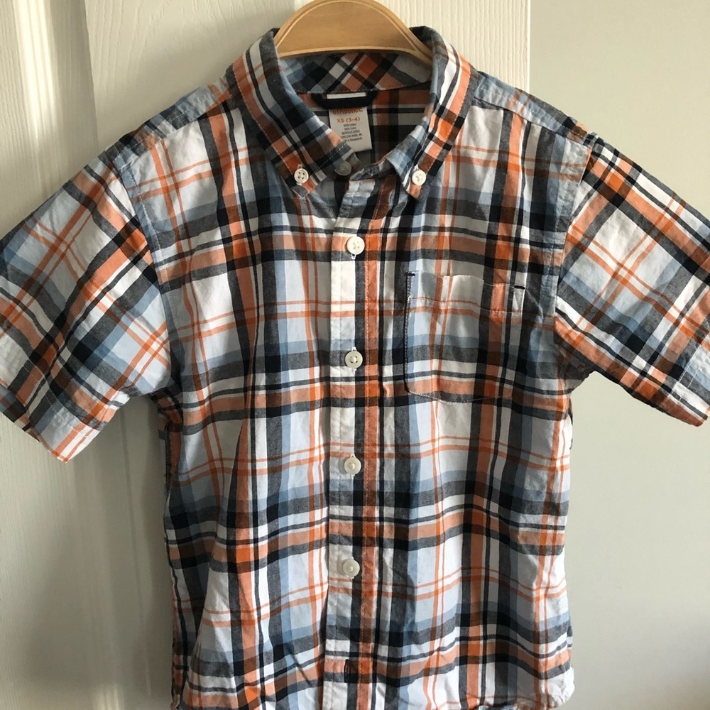 Gymboree Button down tee size XS